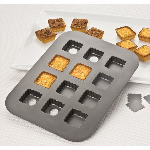 Chicago Metallic BakeWare Chicago Metallic Lift & Serve Removable Bottom Single Fluted Squares Nonstick Pan, 1-3/4 x 3/4