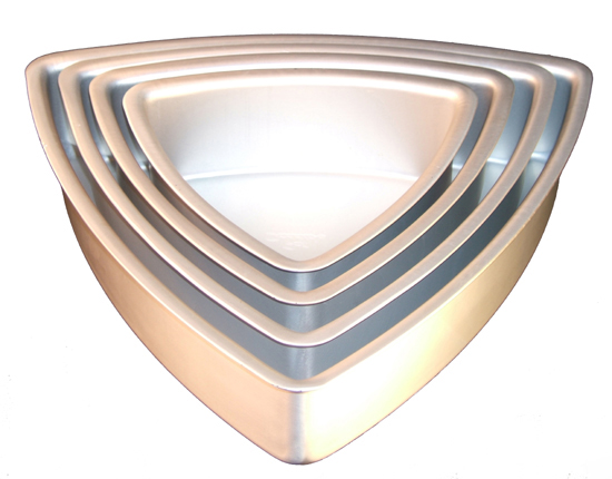 Fat Daddio's Fat Daddios Anodized Aluminum Triangle Cake Pan, Convex- 3- Inches Deep - 10 Inch
