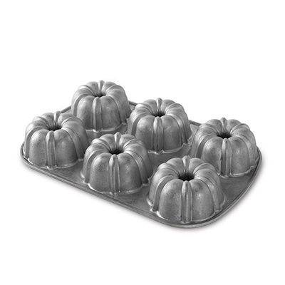 Nordicware Mini Bundt Cake Pan, Commercial Non-Stick Bundt Baking Pans ...