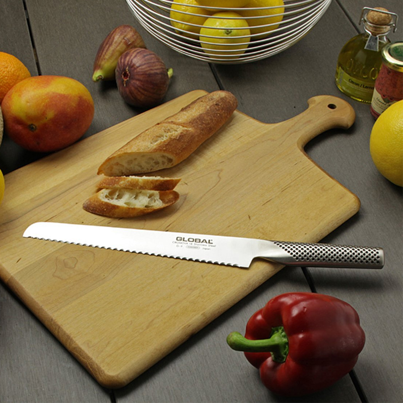 Global Cromova 18 Stainless Steel Bread Knife, 8-3/4" image 4