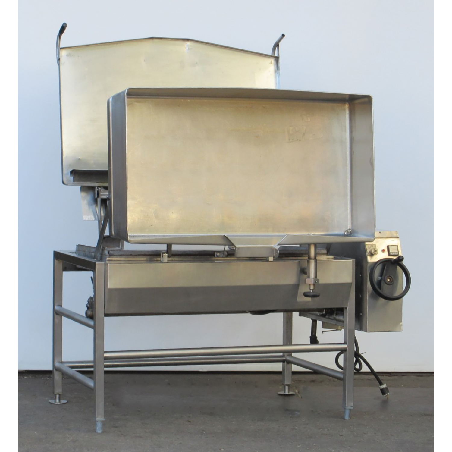 Market Forge 40P-STGL Tilt Skillet 40 Gallon, Natural Gas, Used Excellent Condition image 4