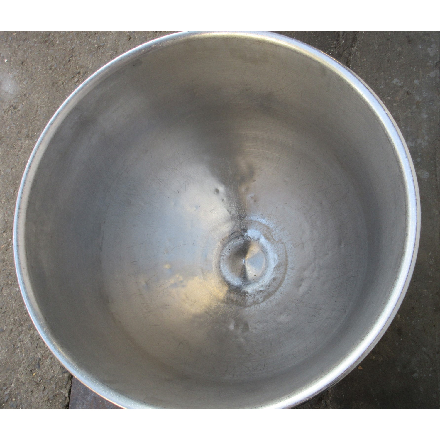 Hobart BOWL-HV140 Mixer Bowl 140 Quart, 00-917142, Used Excellent Condition image 2