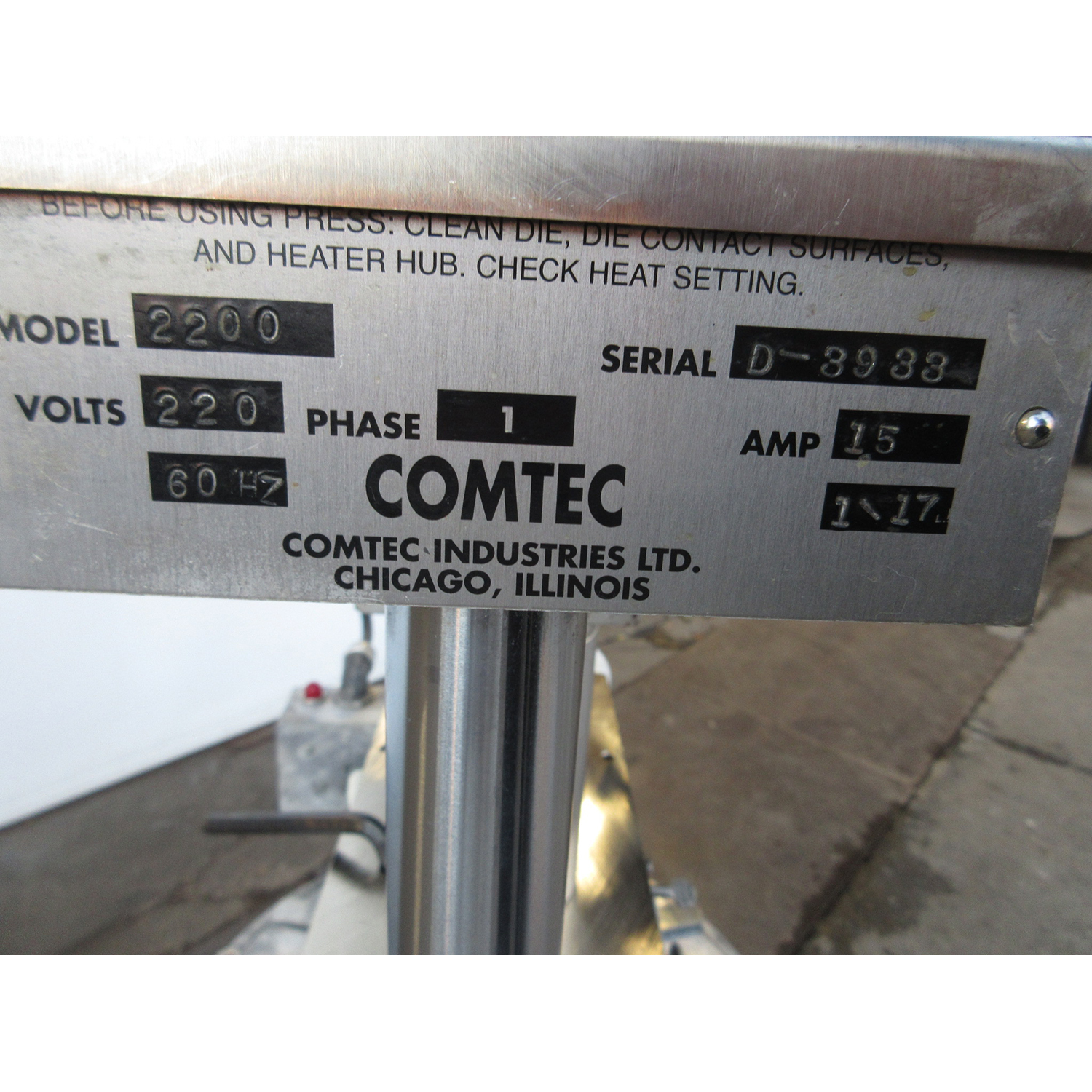 Comtec 2200 Hydraulic Pie Press, Used Excellent Condition image 3