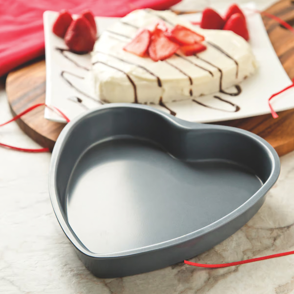 Fox Run Non Stick Heart Cake Pan, 8" image 1