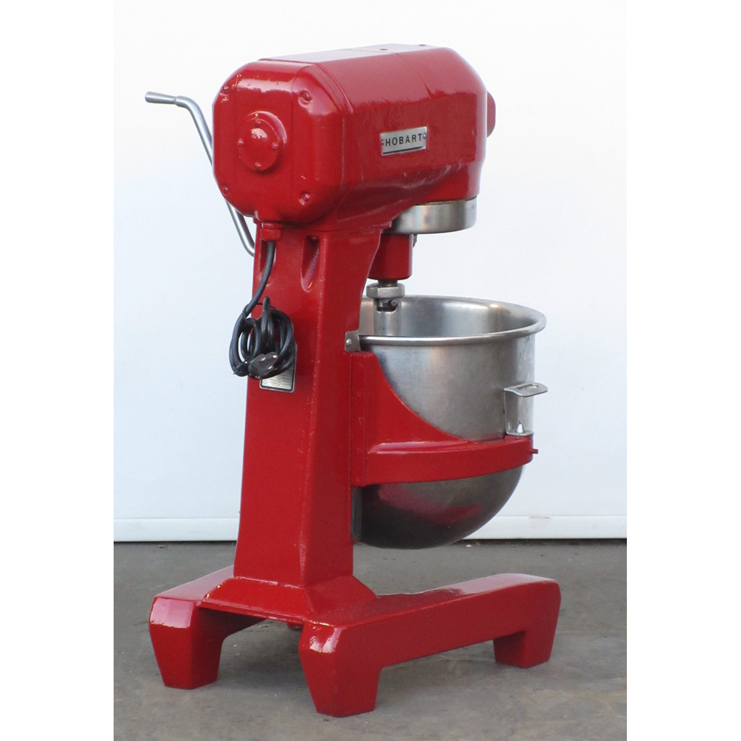 Hobart A200 20 Qt Mixer, Bowl And 2 Attachments Included, Used Excellent Condition image 2