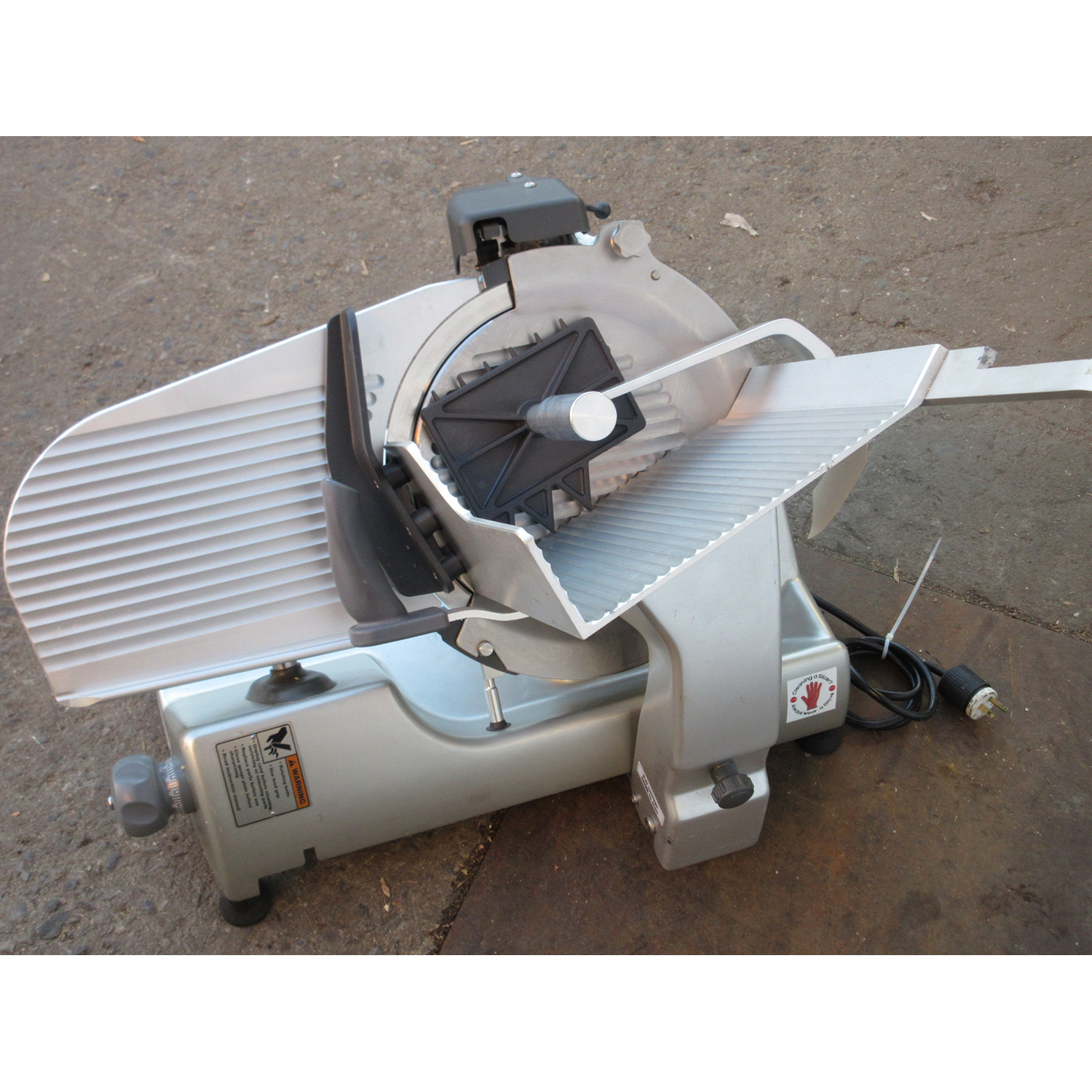 Hobart HS8N Manual Meat Slicer, Used Excellent Condition image 2