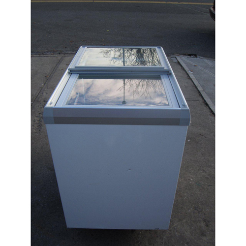 Vest Frost Glass Door Chest Freezer Model # IKG 273 Used Very Good Condition image 4