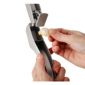 Zyliss Susi 3 Garlic Press image 2