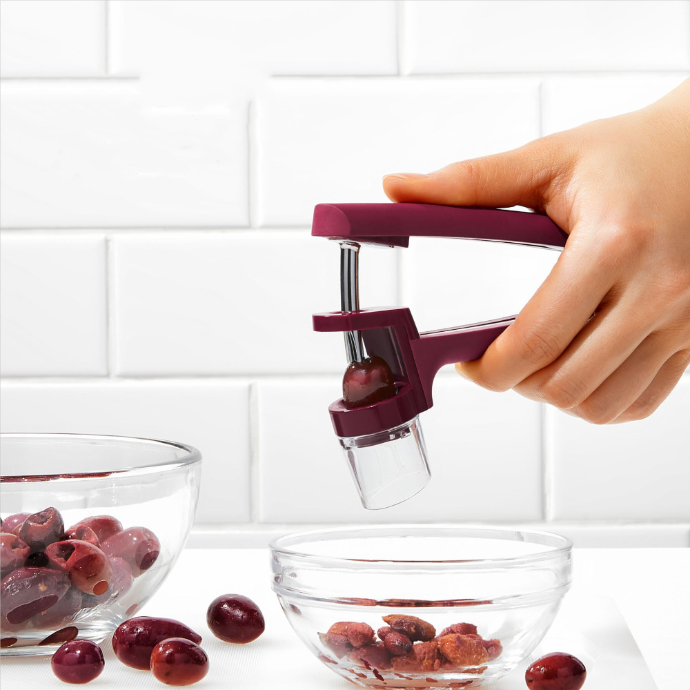 OXO Cherry & Olive Pitter image 4