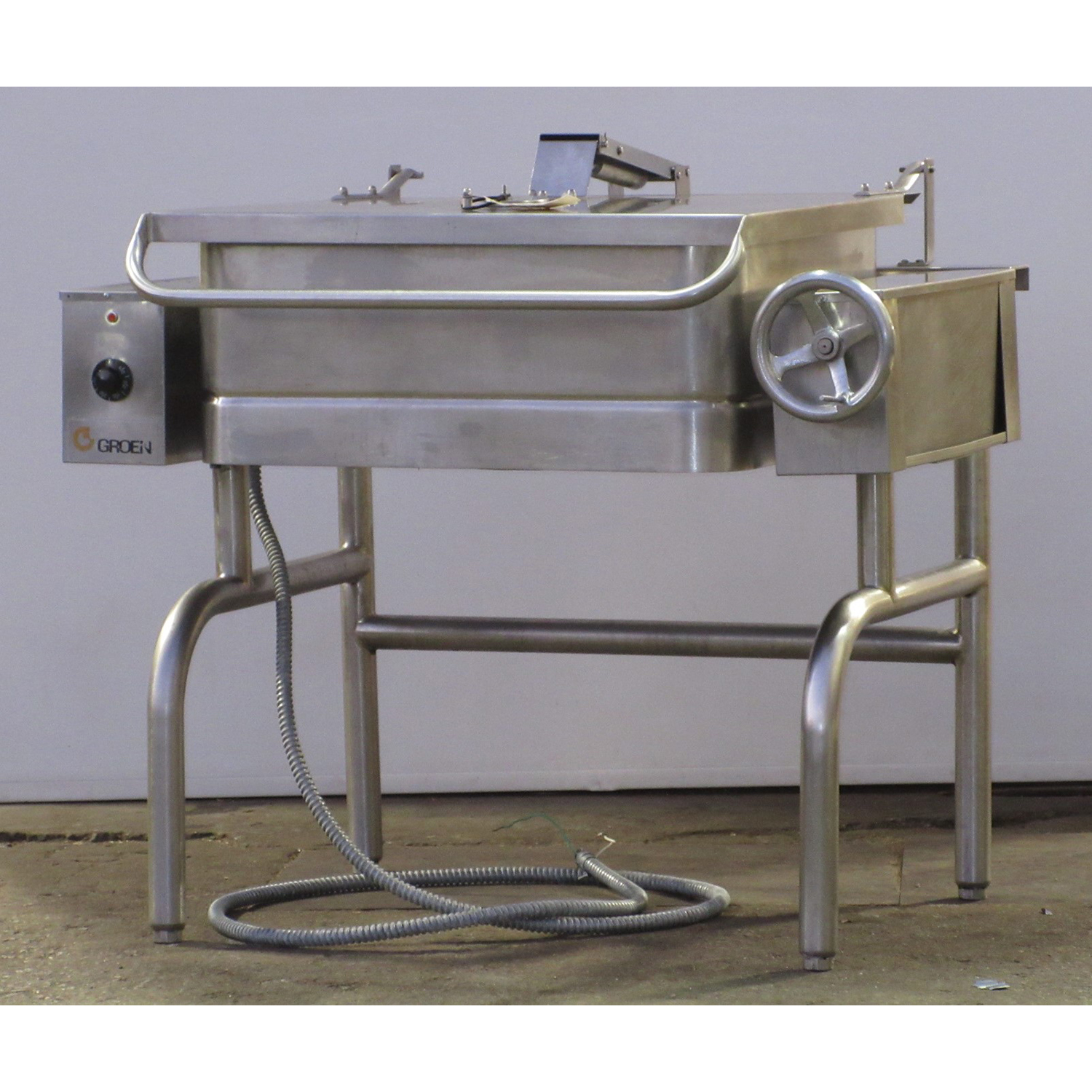 Groen FPC/1-3 30 Gallon Braising Pan/Skillet, Manual Tilt, Electric, Used Excellent Condition