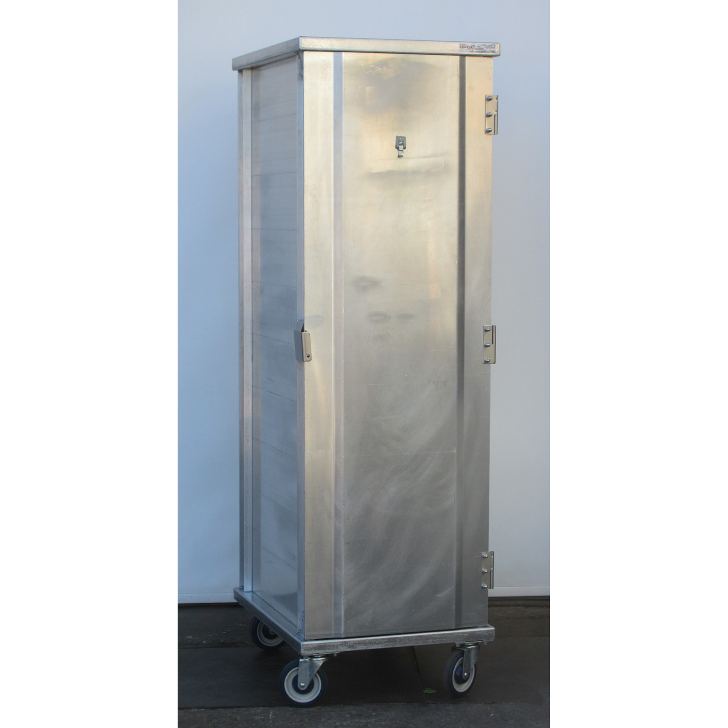 Kelmax 4H2200 Enclosed Cabinet, Used Excellent Condition